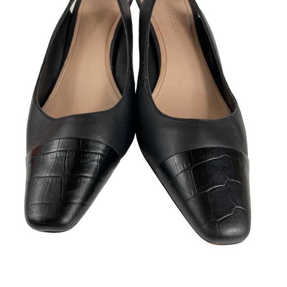 Banana Republic Slingback Black Soft Leather Strap 2.75” Heels Textured Size 9.5 - Picture 12 of 16